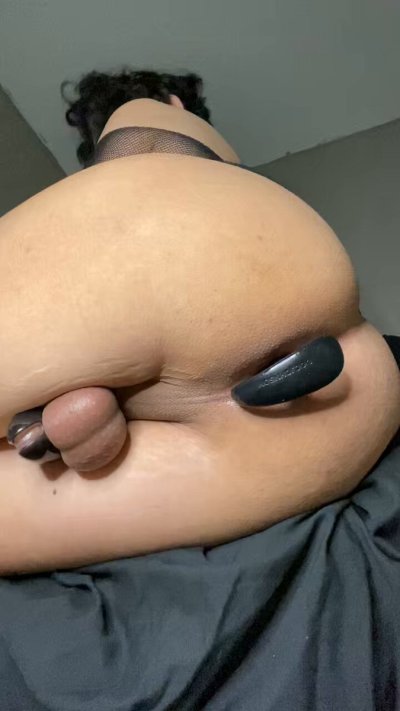 Watch 6illian's leaked NSFW video on TwXstars