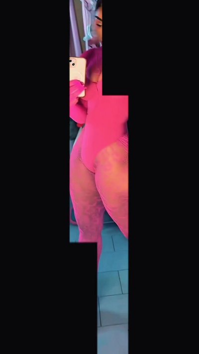 Watch Missdridri's leaked NSFW video on TwXstars