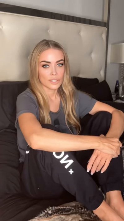Watch Carmen Electra's leaked NSFW video on TwXstars