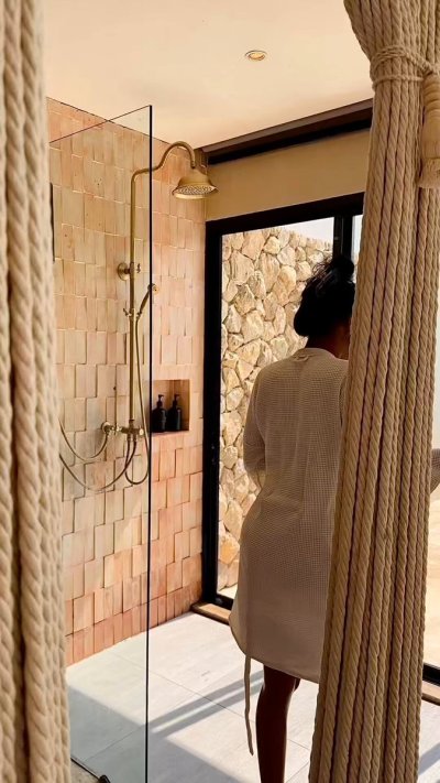 Watch LadyboyShaSha's leaked NSFW video on TwXstars