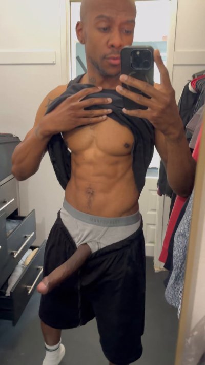 Watch The Real - Izzy Jamess's leaked NSFW video on TwXstars