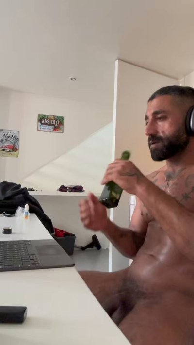 Watch Sharok's leaked NSFW video on TwXstars