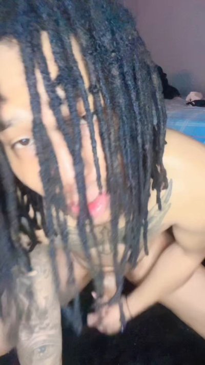 Watch your horny bf's leaked NSFW video on TwXstars