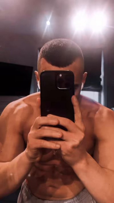 Watch Leandro Dias's leaked NSFW video on TwXstars