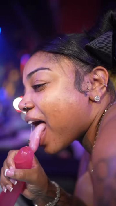 Watch LuhThick's leaked NSFW video on TwXstars