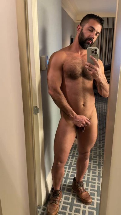 Watch Daniel Gainsbrook's leaked NSFW video on TwXstars