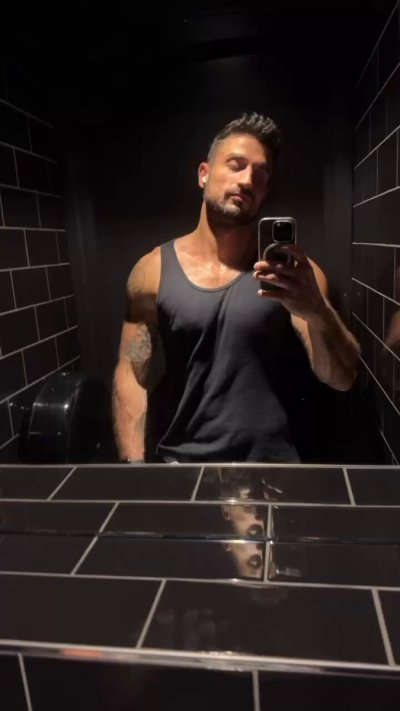 Watch AdamAlberto's leaked NSFW video on TwXstars