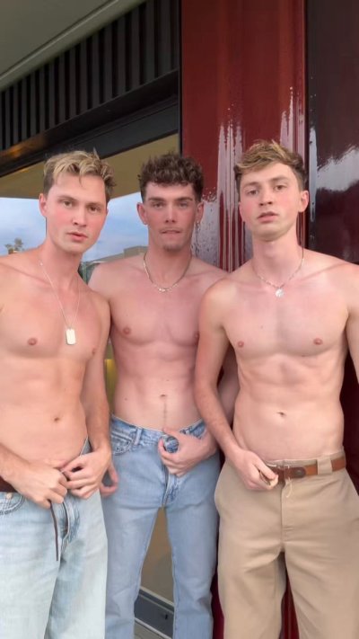 Watch CzechGayTwins (630k)🇺🇦's leaked NSFW video on TwXstars
