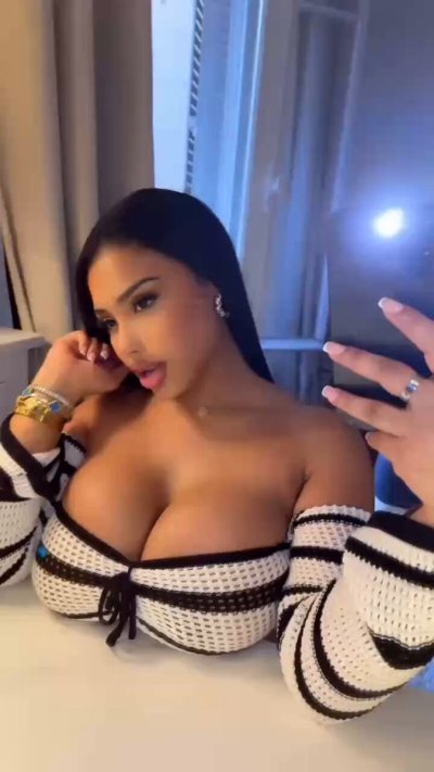 Watch 💕's leaked NSFW video on TwXstars