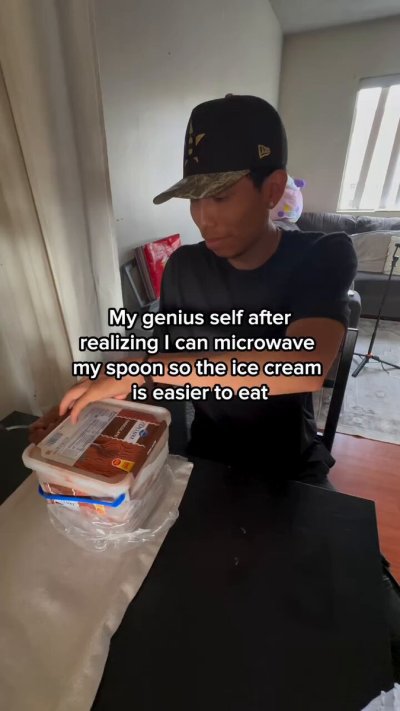 Watch Foodies's leaked NSFW video on TwXstars