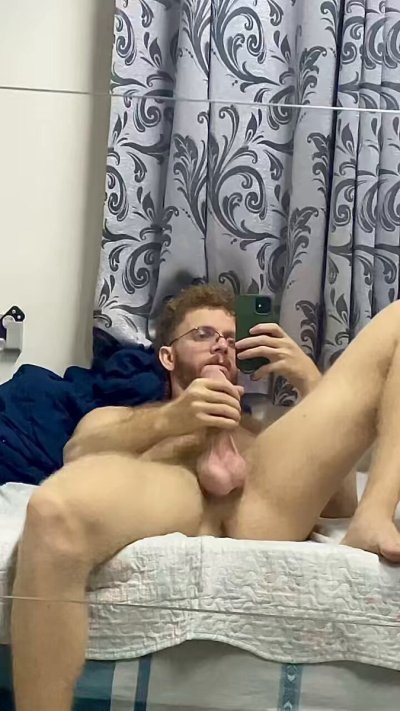 Watch Hairy Hung Ginger's leaked NSFW video on TwXstars