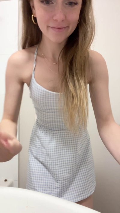 Watch Lauren Cross's leaked NSFW video on TwXstars