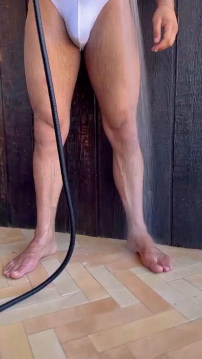 Watch Sir Peter's leaked NSFW video on TwXstars