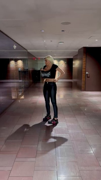 Watch Skyler2800's leaked NSFW video on TwXstars