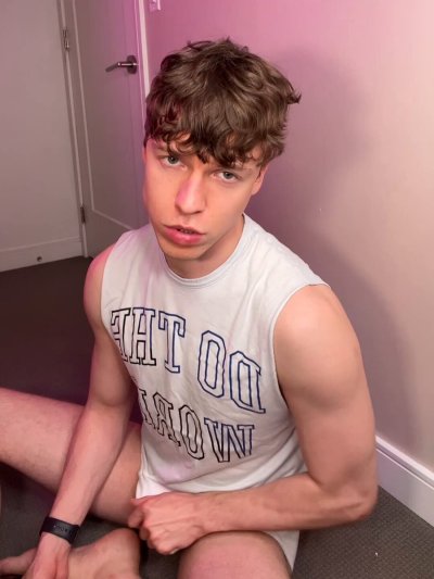 Watch Ashton White's leaked NSFW video on TwXstars