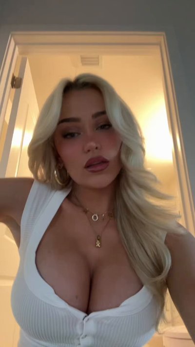 Watch sidney's leaked NSFW video on TwXstars