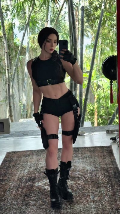 Watch SweetieFox | NSFW 18+ | OF 0.01%'s leaked NSFW video on TwXstars