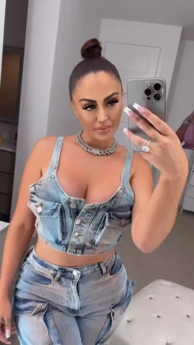 Watch Danii Banks's leaked NSFW video on TwXstars