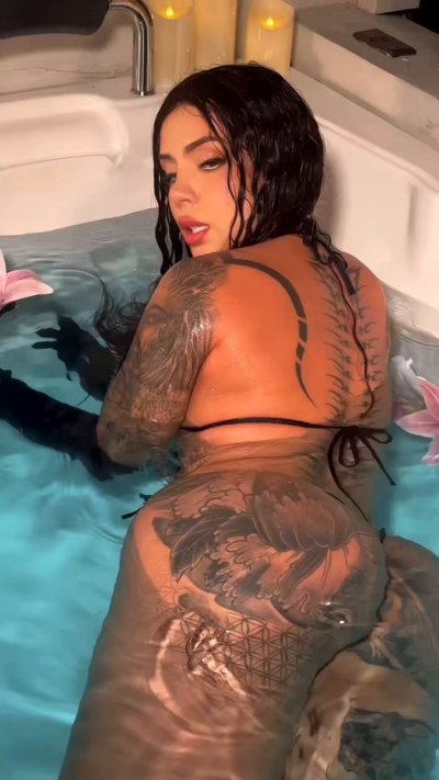 Watch Delettraaoficial's leaked NSFW video on TwXstars