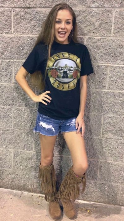 Watch Mark and Lace's leaked NSFW video on TwXstars