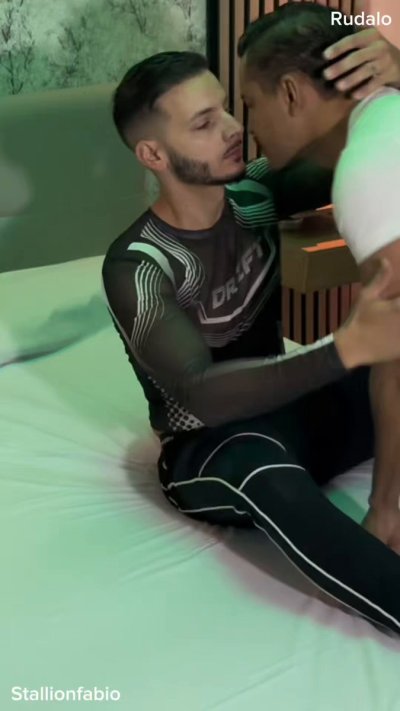 Watch Stallion Fabio's leaked NSFW video on TwXstars