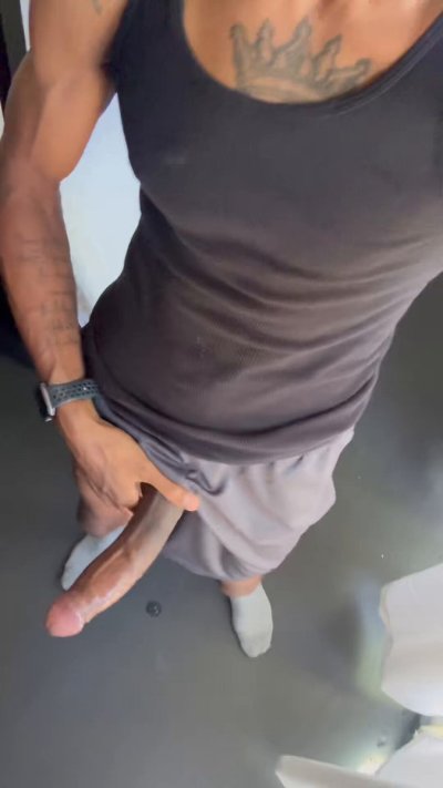 Watch The Real - Izzy Jamess's leaked NSFW video on TwXstars