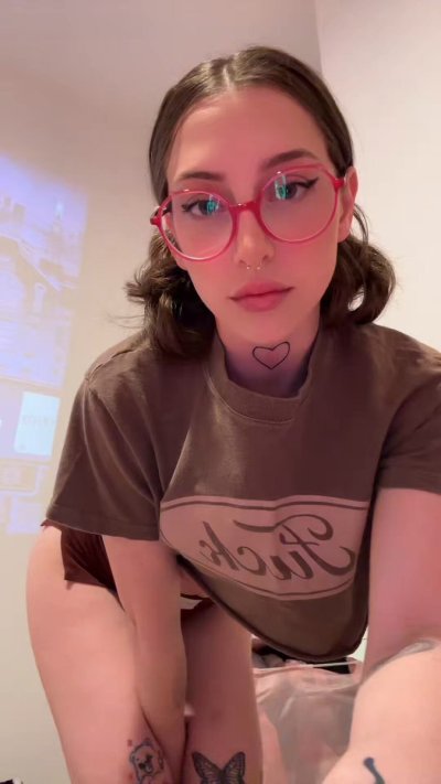 Watch mel p's leaked NSFW video on TwXstars