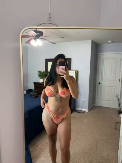 Watch Peachyyy's leaked NSFW video on TwXstars