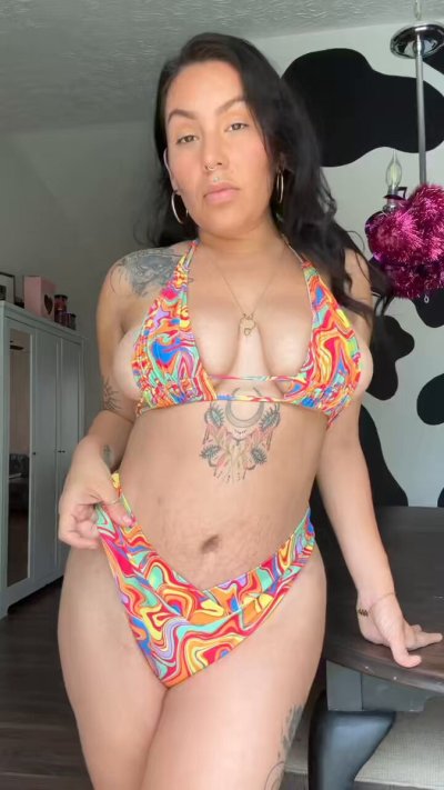 Watch Peachyyy's leaked NSFW video on TwXstars