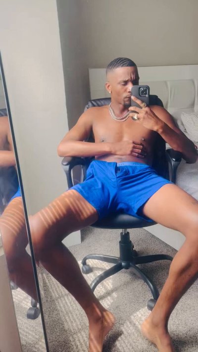 Watch Alpha Ant's leaked NSFW video on TwXstars