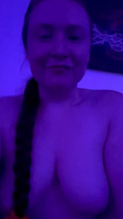 Watch YayaGingersnatch's leaked NSFW video on TwXstars