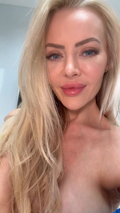 Watch HANNAH CLAYDON top 1% OF's leaked NSFW video on TwXstars