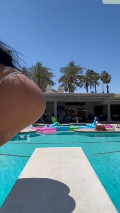 Watch Brandi Andrews's leaked NSFW video on TwXstars