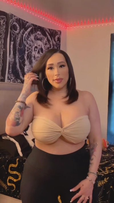 Watch Alycia Starr's leaked NSFW video on TwXstars