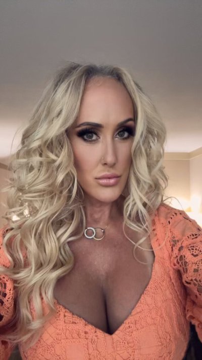 Watch Brandi Love ®'s leaked NSFW video on TwXstars