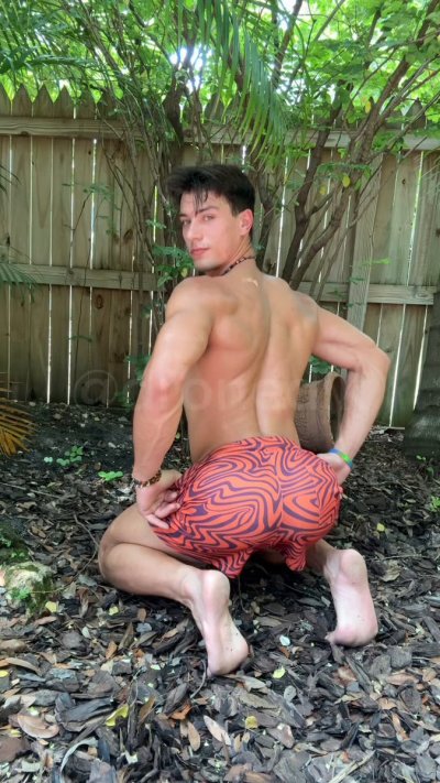Watch hunt_2str8(dronedik;)'s leaked NSFW video on TwXstars