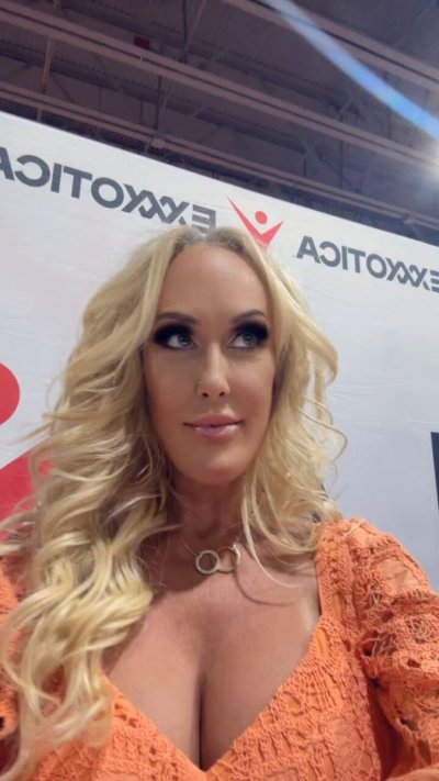 Watch Brandi Love ®'s leaked NSFW video on TwXstars