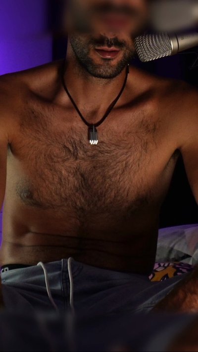 Watch Xo_Rylan's leaked NSFW video on TwXstars