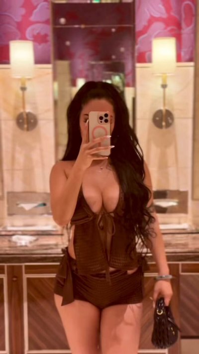 Watch Ashley Vee 🇵🇭's leaked NSFW video on TwXstars