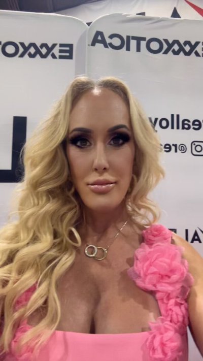 Watch Brandi Love ®'s leaked NSFW video on TwXstars