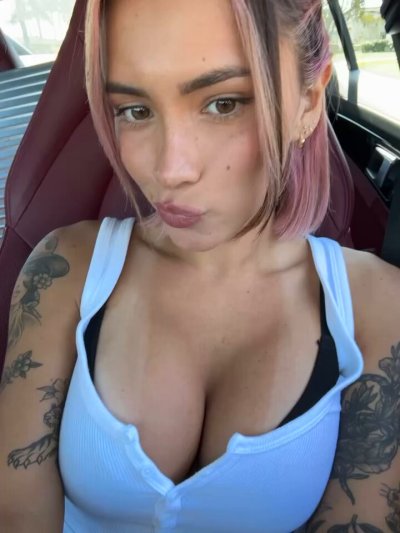 Watch Lavaxgrll's leaked NSFW video on TwXstars