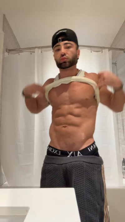 Watch AMIR🤴🏻's leaked NSFW video on TwXstars