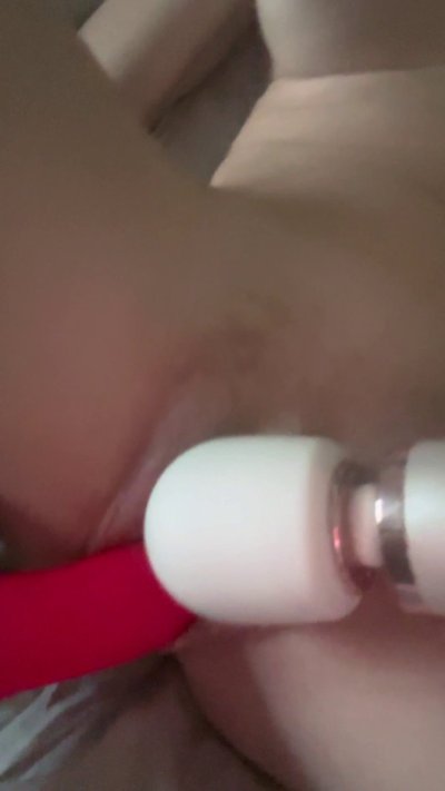 Watch Zoe Summers ☀️'s leaked NSFW video on TwXstars