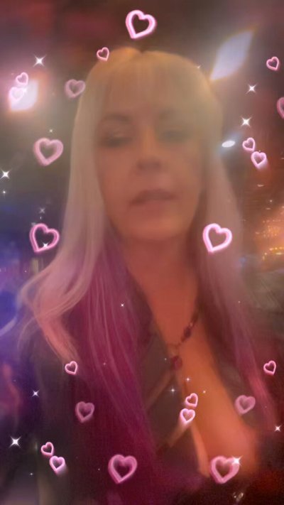 Watch Curvy MILF Joclyn Stone's leaked NSFW video on TwXstars