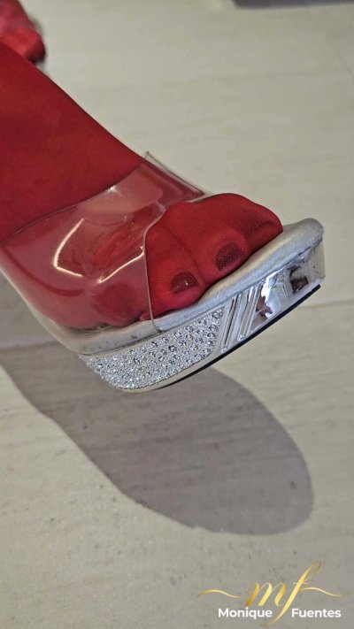 Watch Monique Fuentes's leaked NSFW video on TwXstars