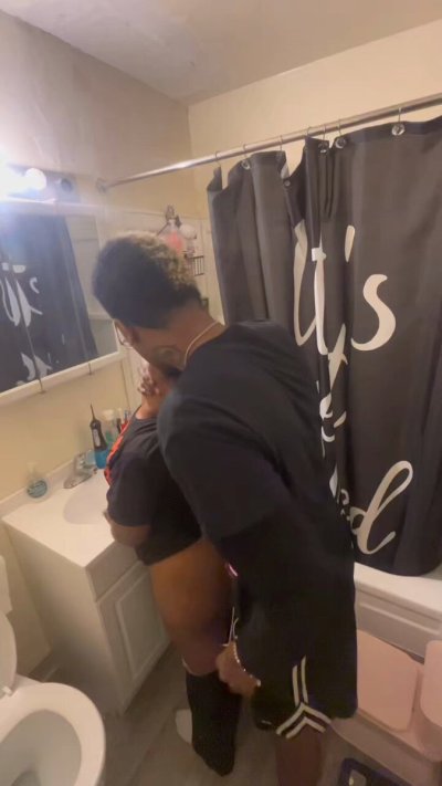 Watch Skylarstar 🌸's leaked NSFW video on TwXstars