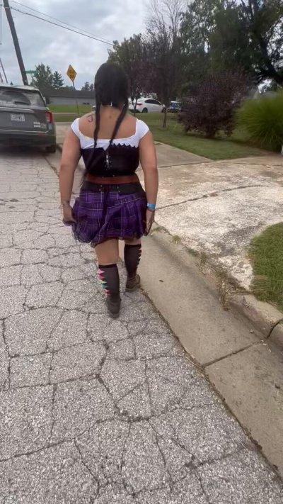 Watch StlSluts 🫶🏼🙏 run to 20k's leaked NSFW video on TwXstars