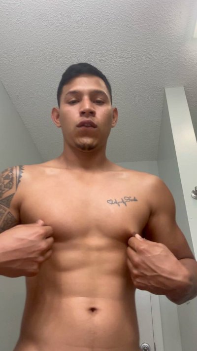 Watch ELCHICODELAREDES's leaked NSFW video on TwXstars