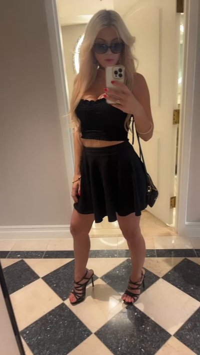 Watch Kayla Kayden's leaked NSFW video on TwXstars