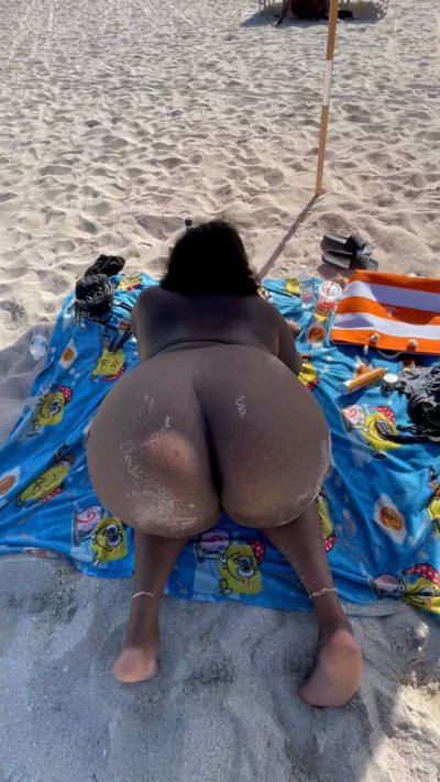 Watch Miss Raquel 🪷📿's leaked NSFW video on TwXstars